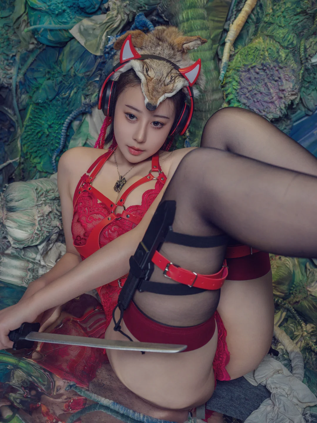 奈汐酱nice - No.110 猎狼女 [47P,1V-994MB] tg@simisebaisi 【丝足阁】029.webp